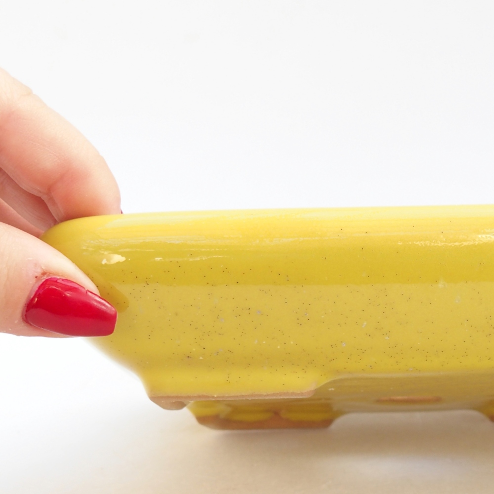 Keramická bonsai miska 16,5 x 13,5 x 3,5 cm, barva žlutá