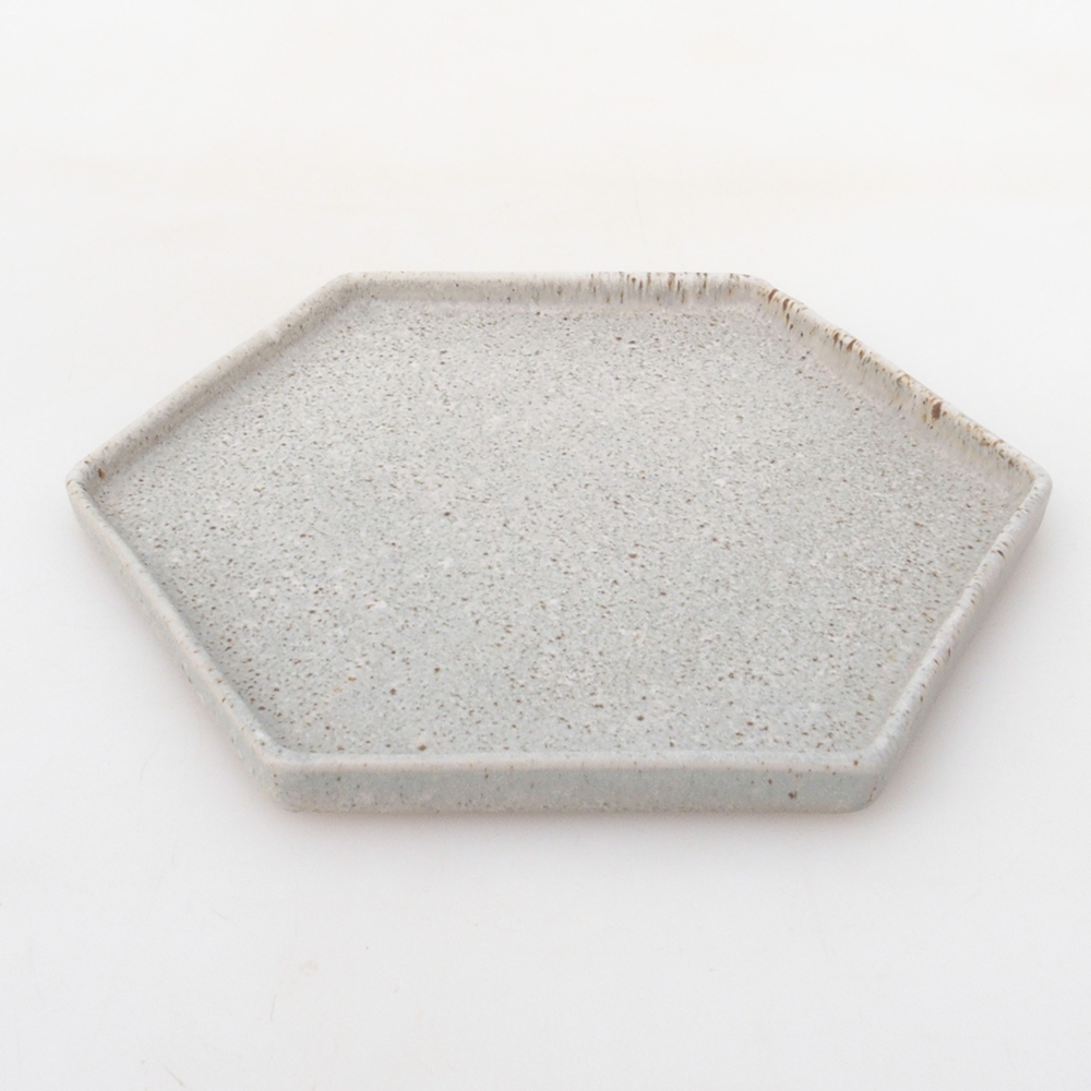 Keramická podmiska H53 - 18,5 x 17 x 1 cm  - béžová