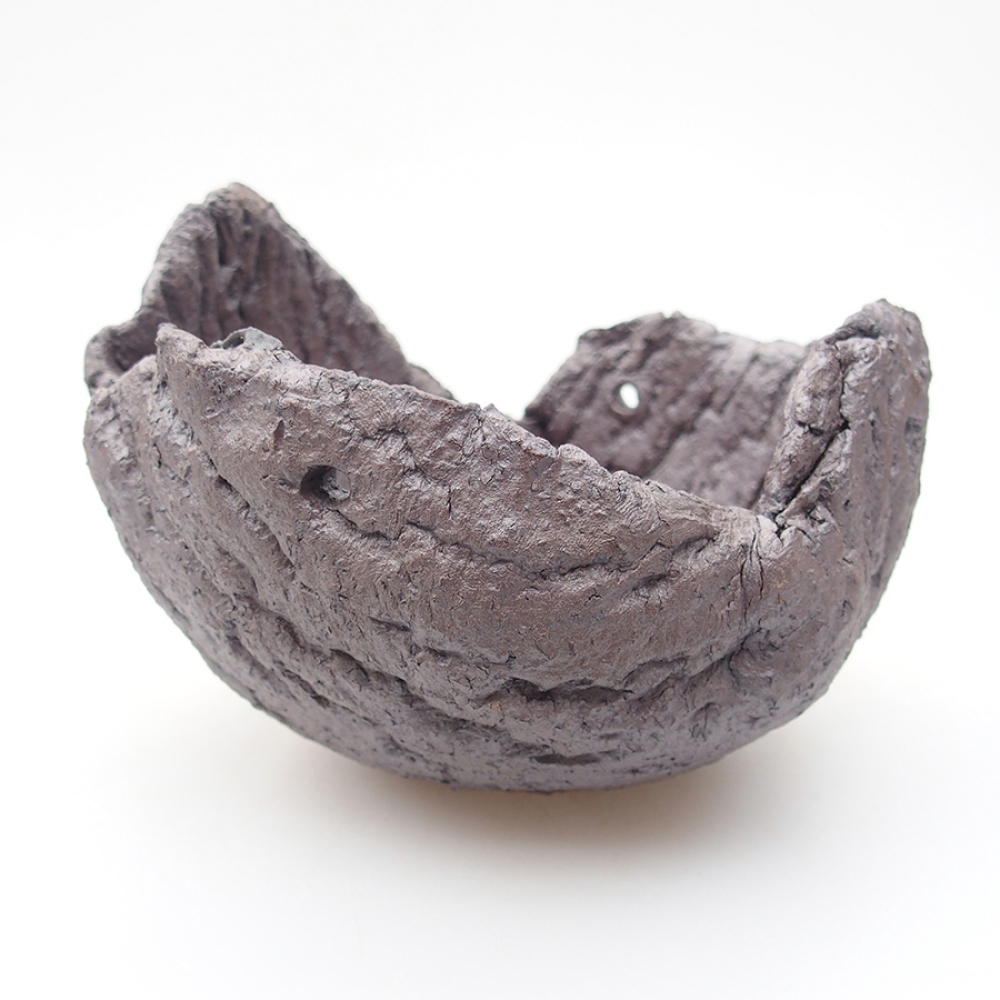 Keramická Skořápka  14 x 13 x 10,5 cm , barva kovová