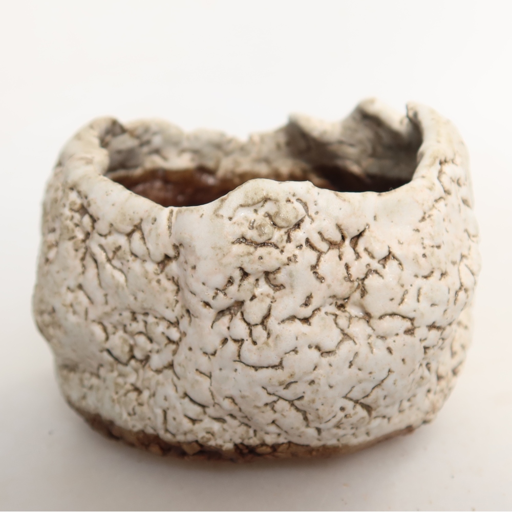 Keramická Skořápka  7 x 7 x 6 cm , barva bílá