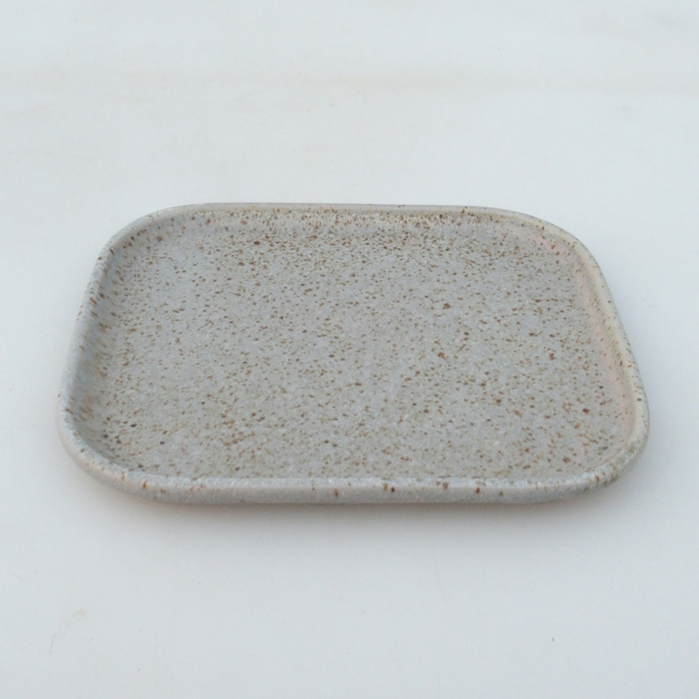 Keramická podmiska H37 -14,5 x 13 x 1 cm - béžová