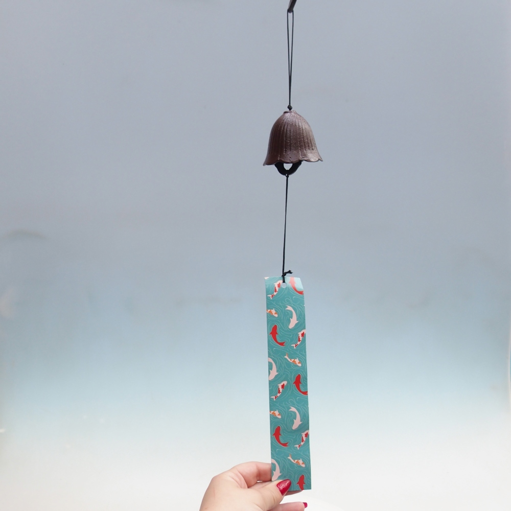 Kovový zvonek do větru, barva hnědá