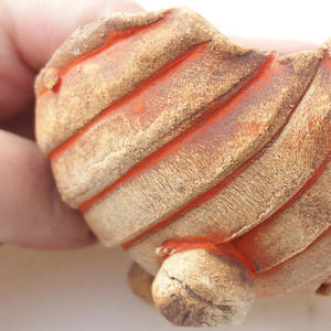 Keramická Skořápka 8 x 7 x 6 cm, barva oranžovohnědá